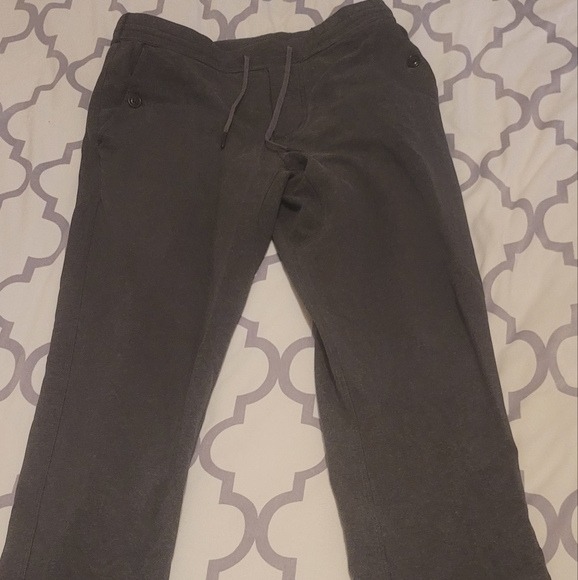 Lululemon Athletica Men's Size M Dark Gray Gym Training Pants - Picture 1 of 4